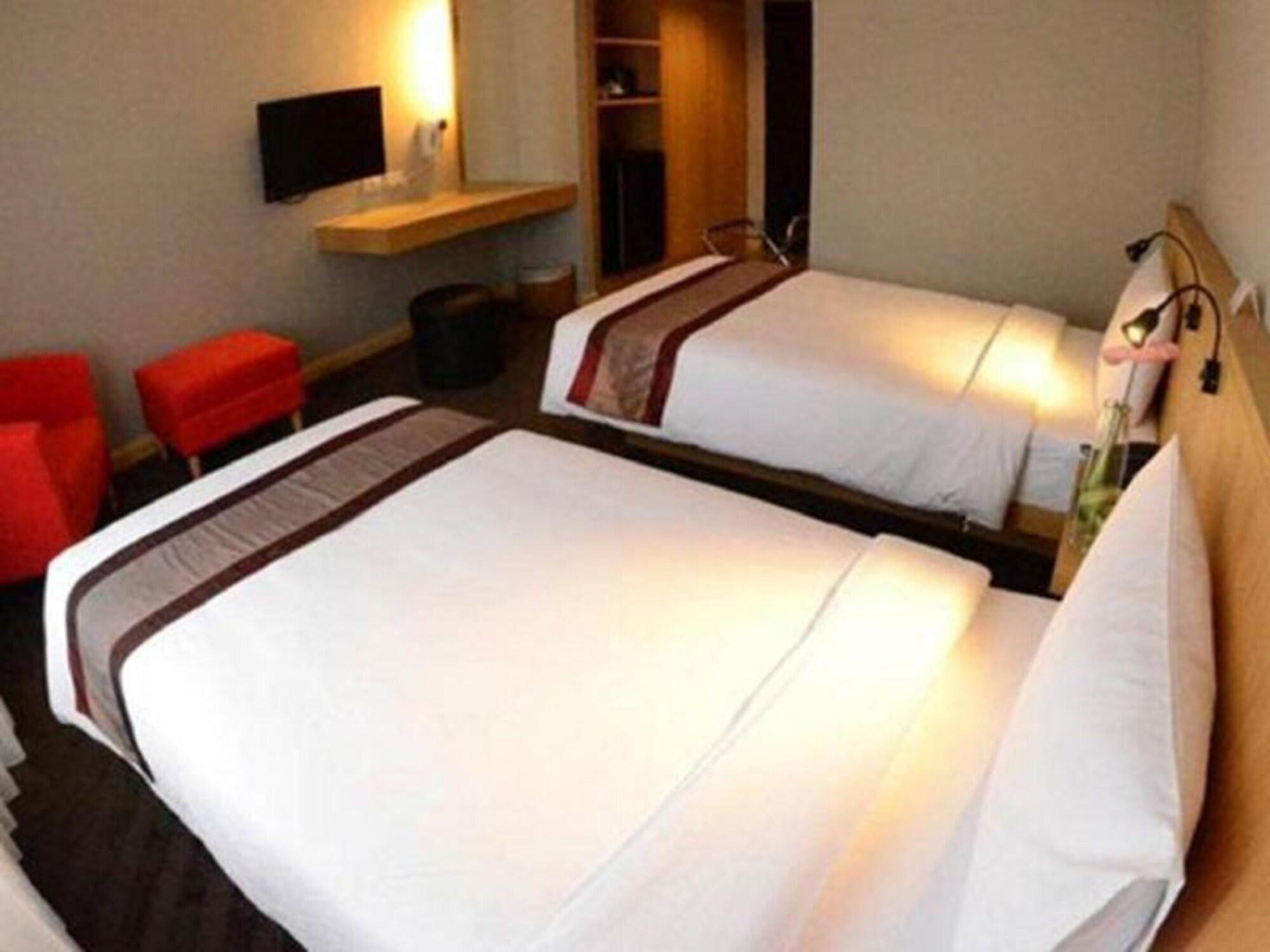 Hotel Vista Express Бангкок Экстерьер фото
